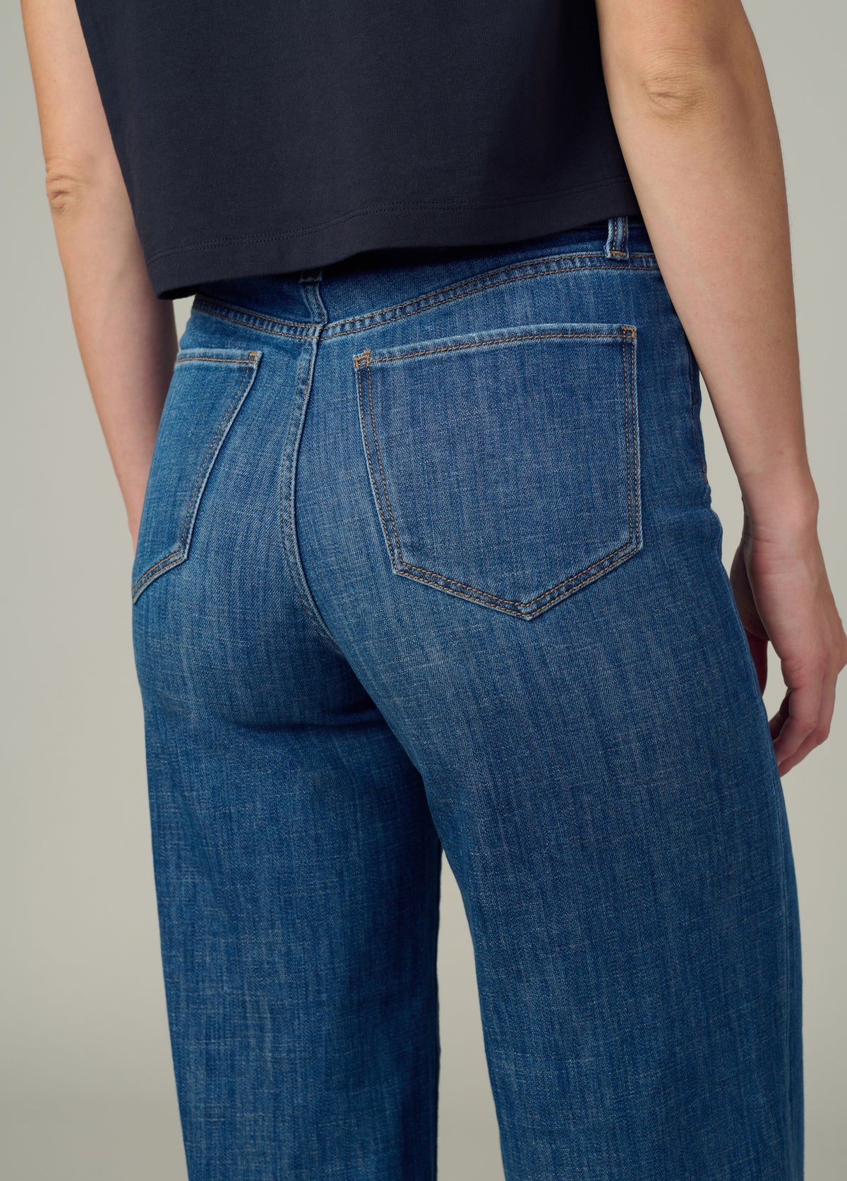 The Mia Crop