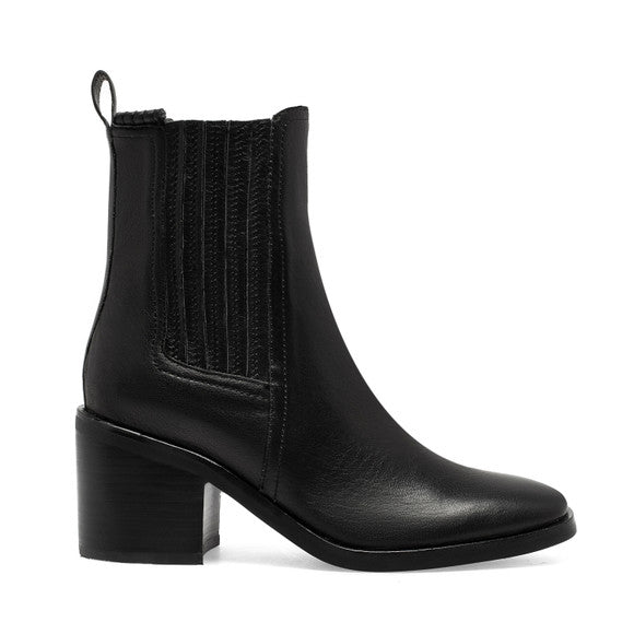 Silent D Naydo Boot in black