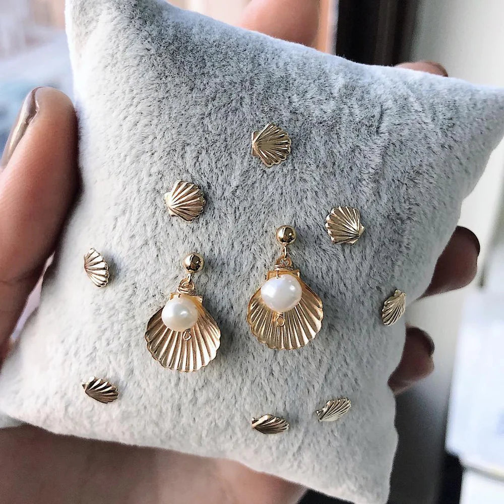 Belle Earring