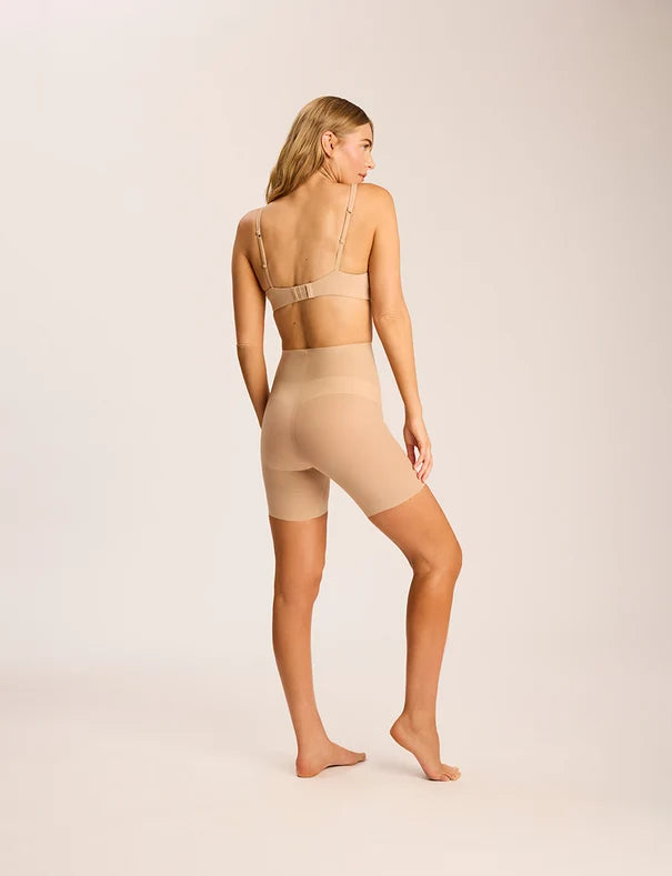 Featherlight Control Short