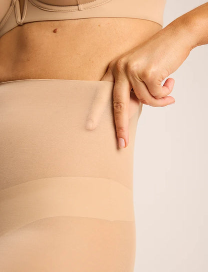 Featherlight Control Short