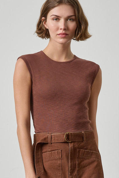 Extended Shoulder Slim Tee