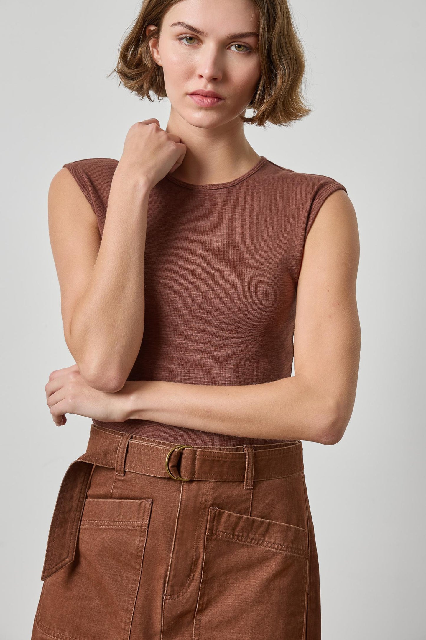 Extended Shoulder Slim Tee