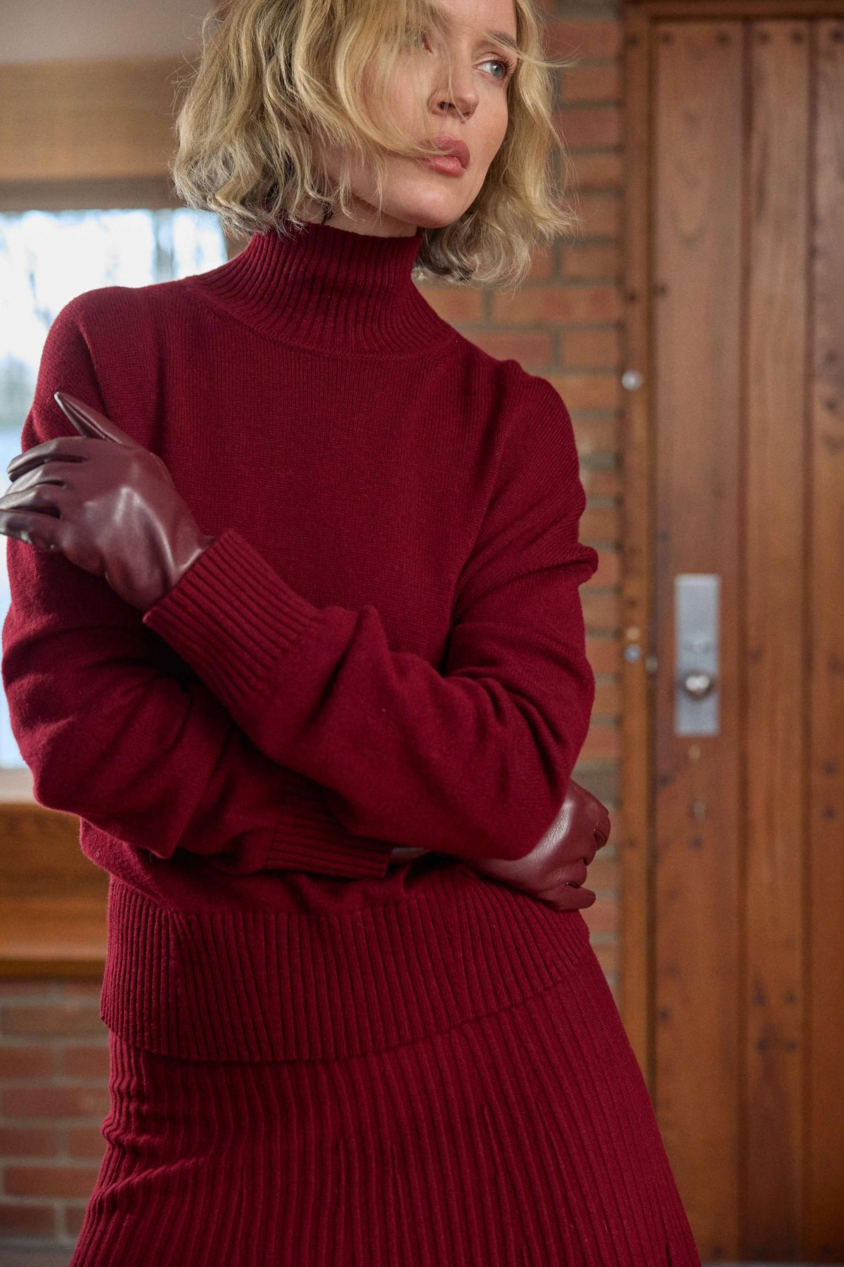 Relaxed Mock Turtleneck Sweater in Wineberry