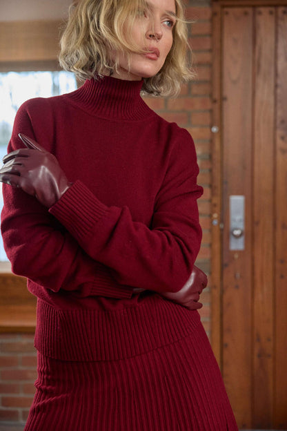 Relaxed Mock Turtleneck Sweater in Wineberry