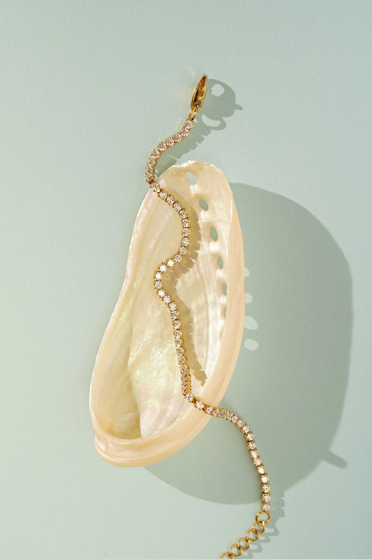Kozakh Perri Bracelet in gold, alternate view