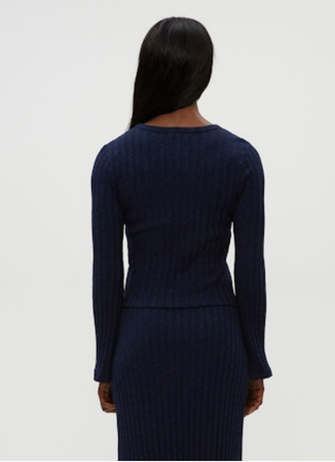 Valerie Top