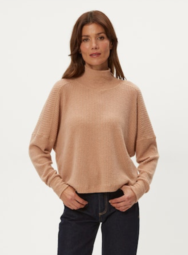 Wynn Mock Neck L/S