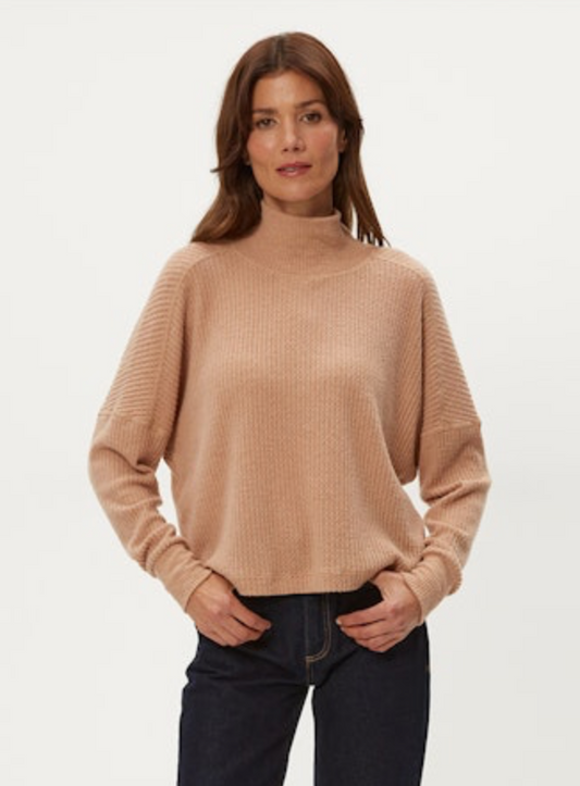 Wynn Mock Neck L/S