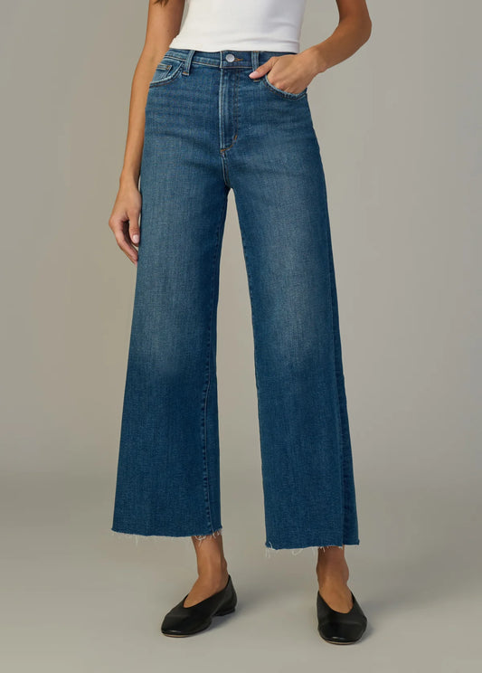 The Mia Crop