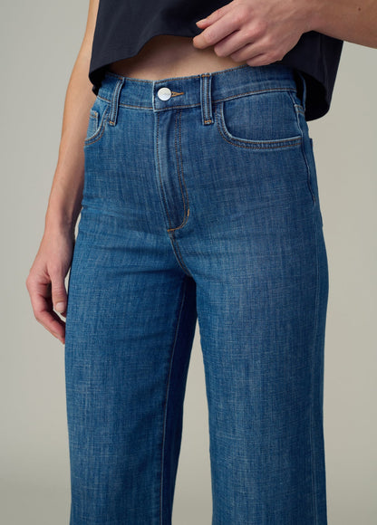 The Mia Crop