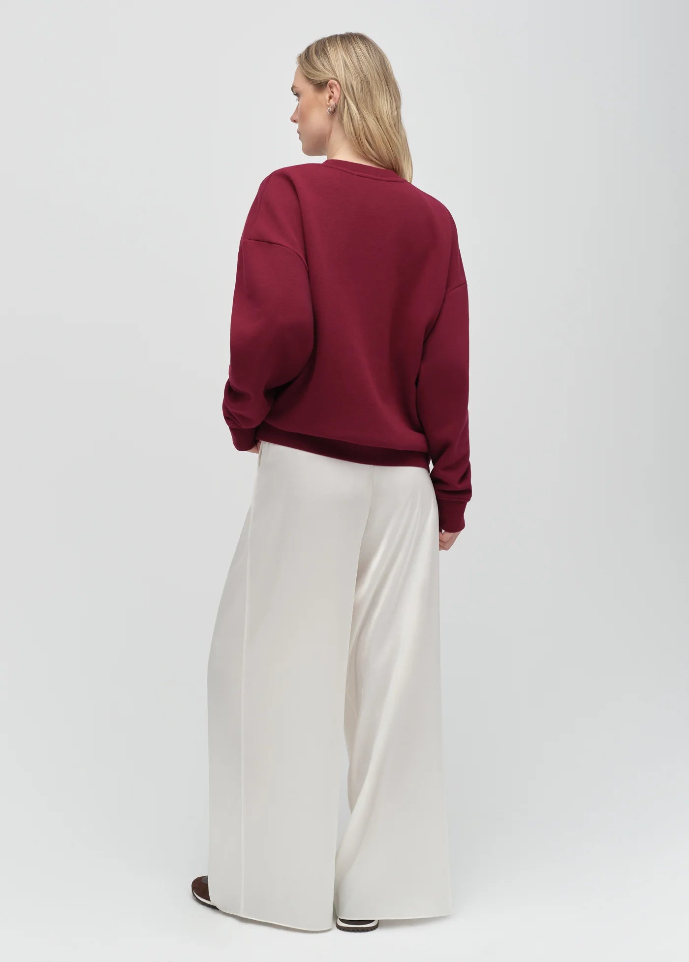 Collegiate Embroidery Sweatshirt