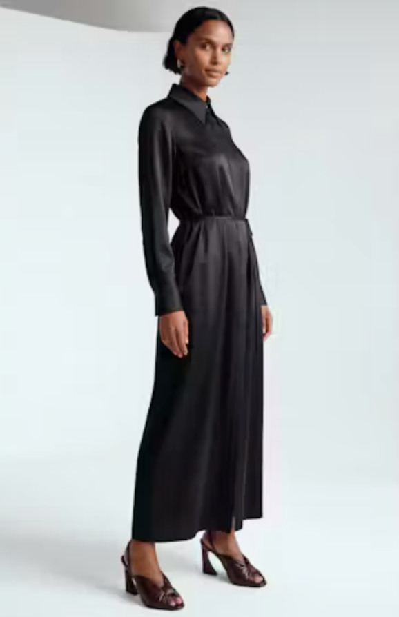 Exquise Rhoswen Dress in Black - angled